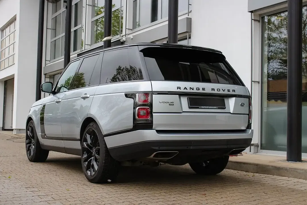 Land Rover Range Rover - Thumbnail 7