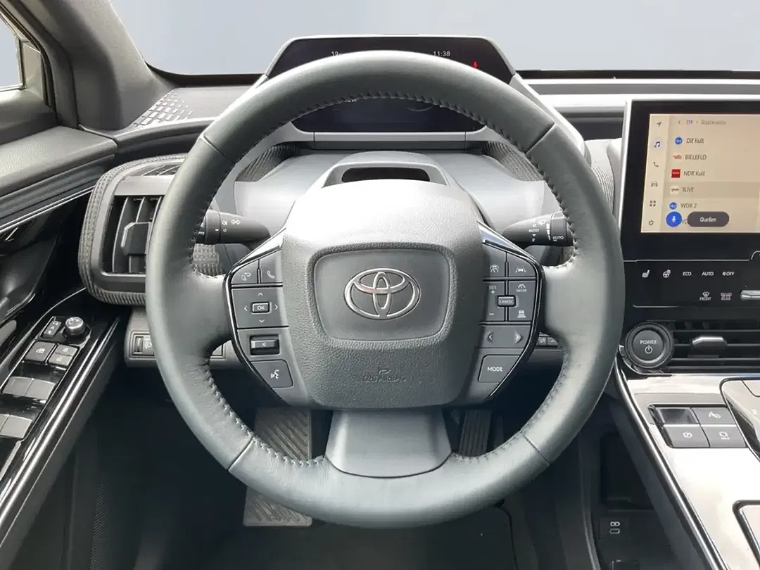 Toyota bZ4X - Thumbnail 10