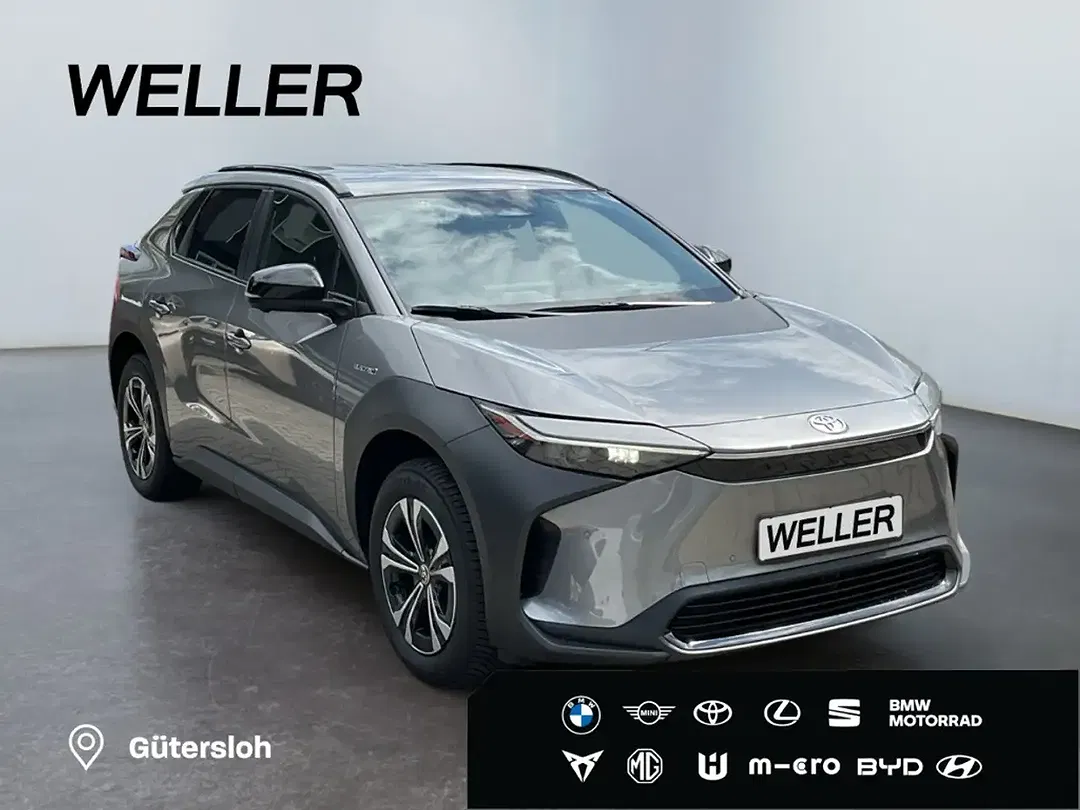 Toyota bZ4X - Thumbnail 3