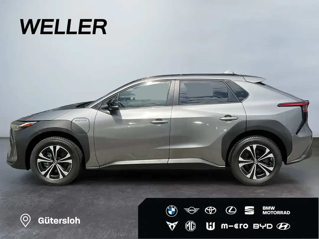 Toyota bZ4X - Thumbnail 4