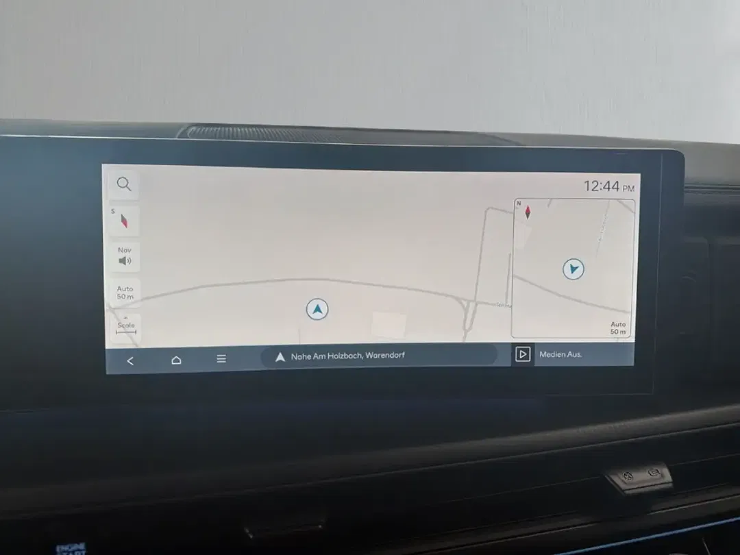 Hyundai SANTA FE - Thumbnail 12