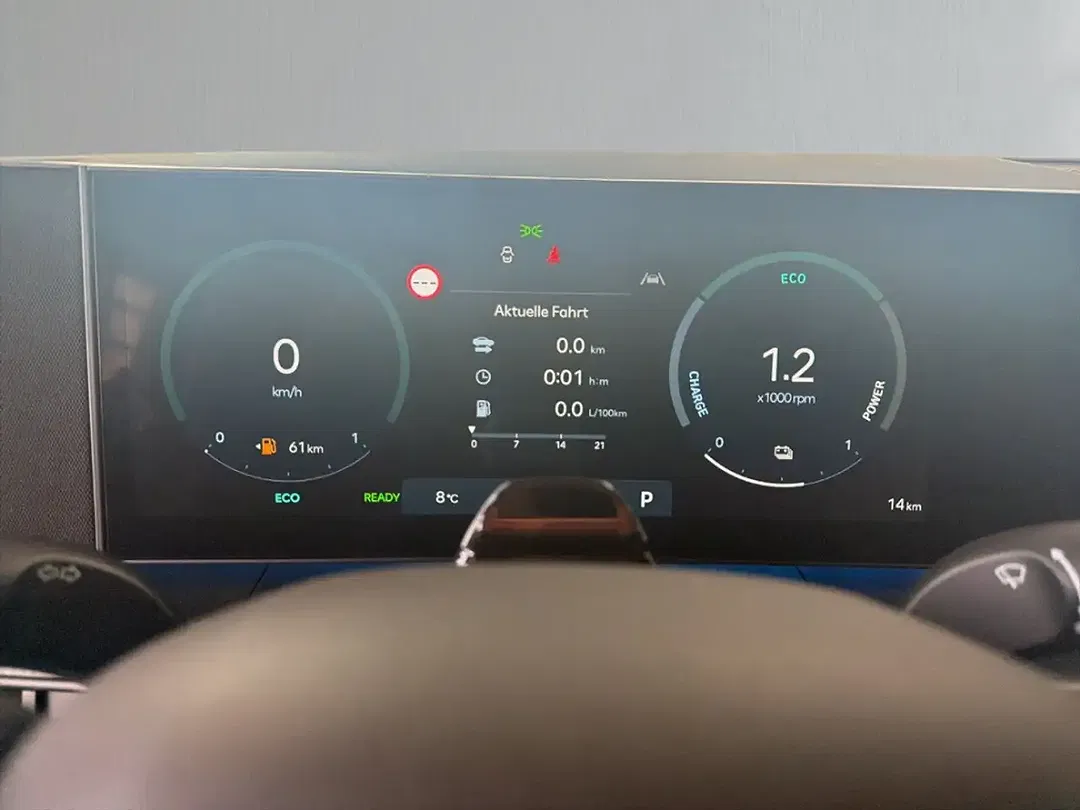 Hyundai SANTA FE - Thumbnail 15