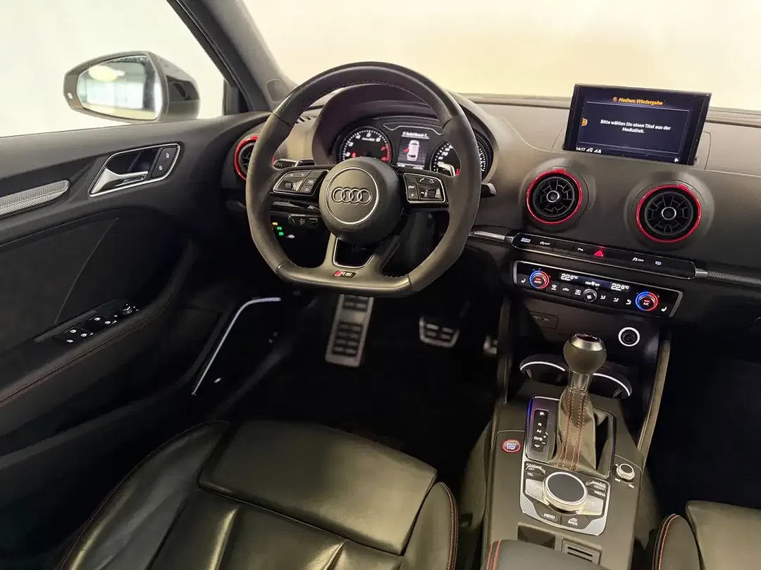Audi RS3 - Thumbnail 11