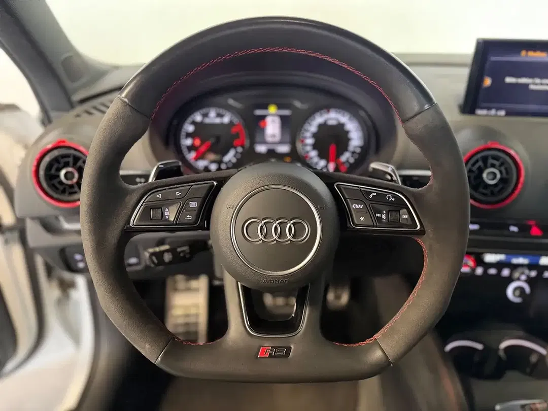 Audi RS3 - Thumbnail 12