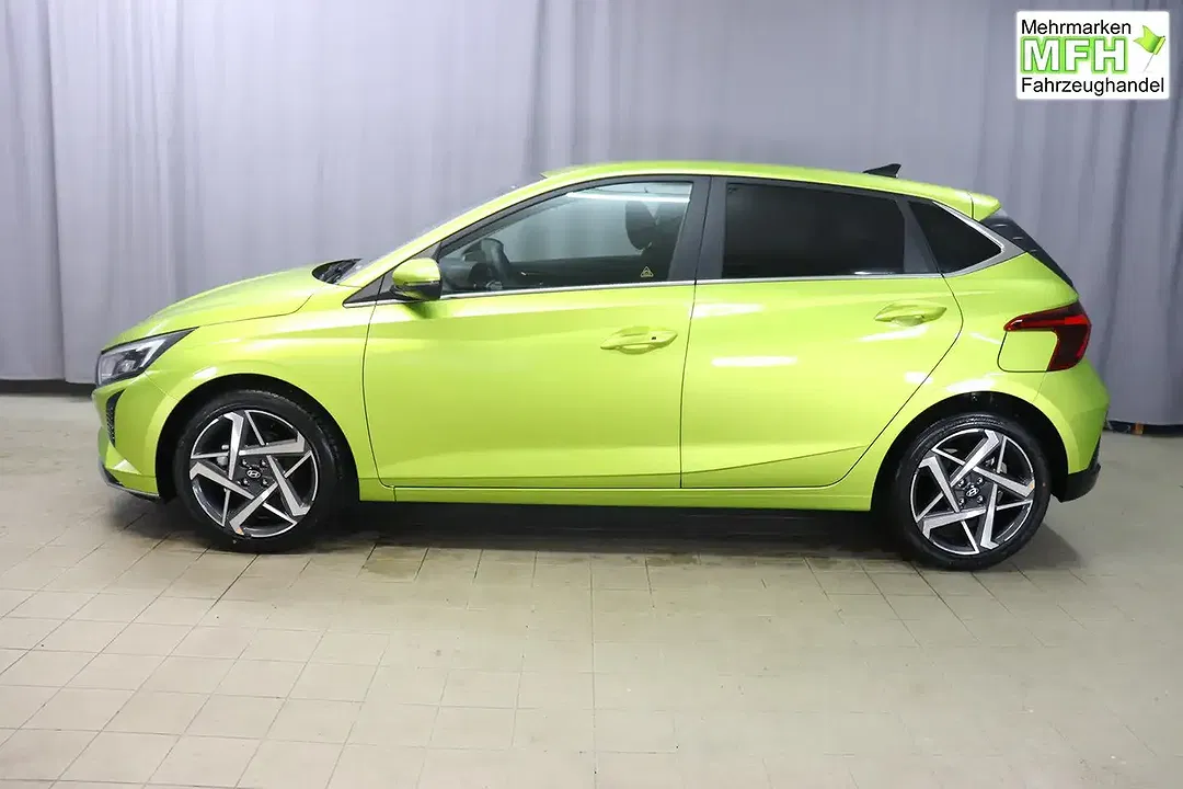Hyundai i20 - Thumbnail 3