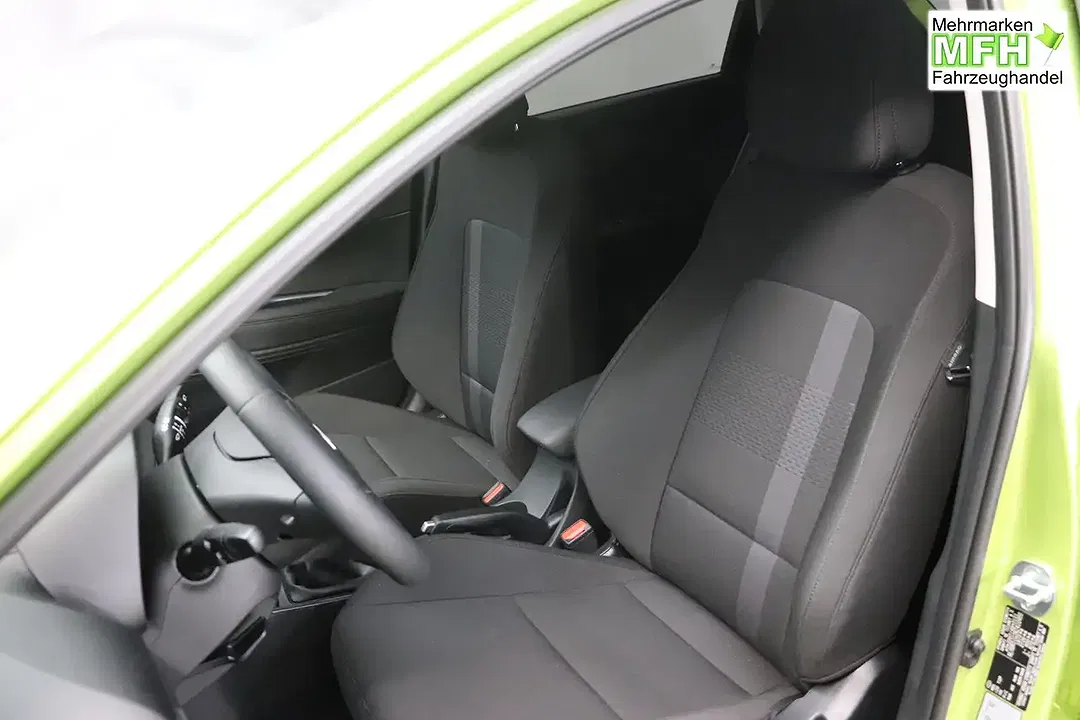 Hyundai i20 - Thumbnail 9