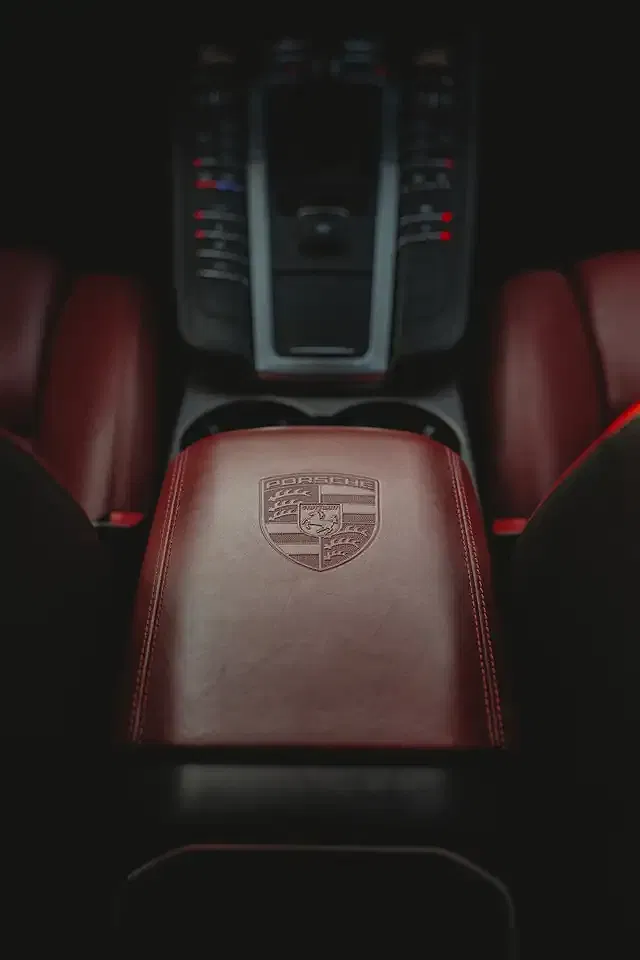 Porsche Macan - Thumbnail 20