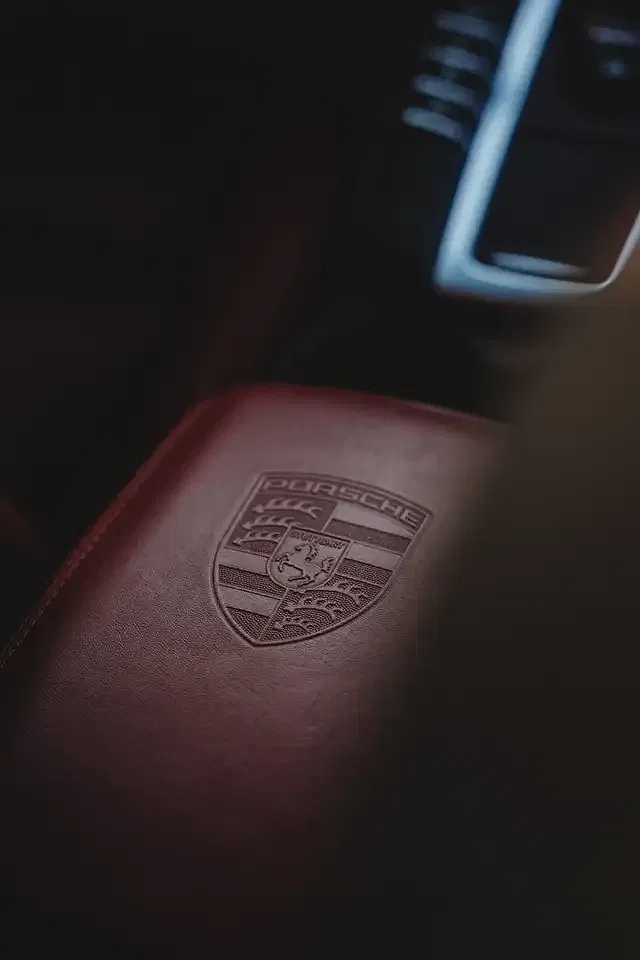 Porsche Macan - Thumbnail 22