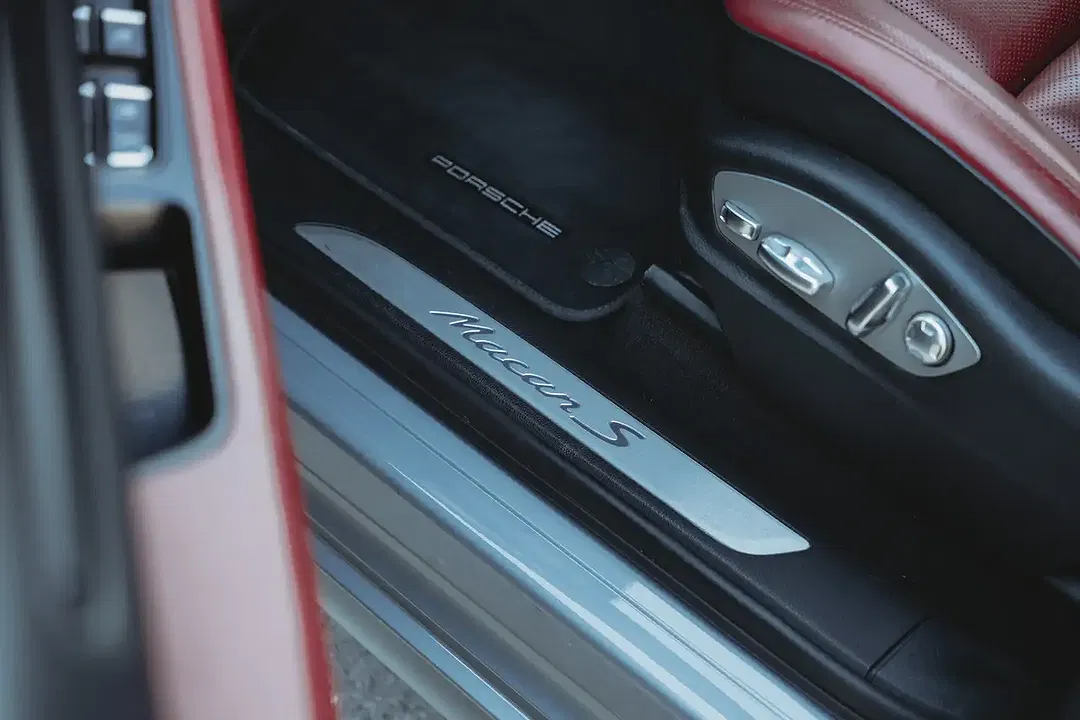Porsche Macan - Thumbnail 8