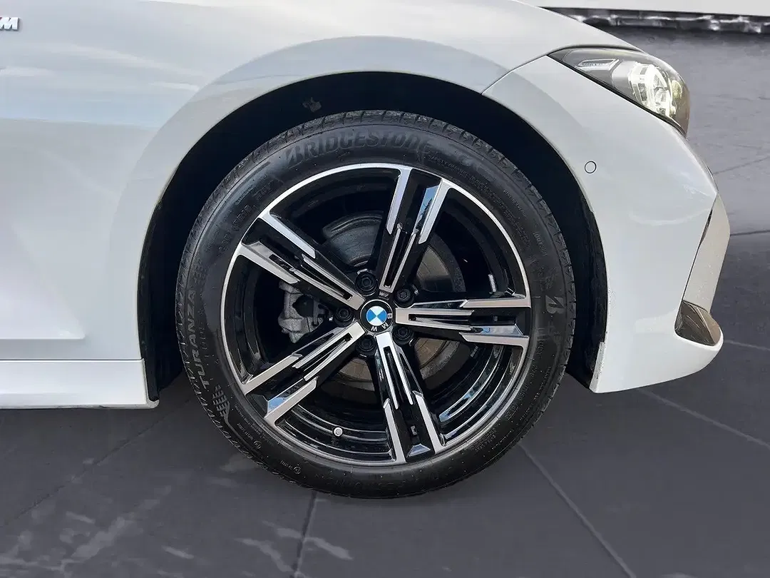 BMW 318 - Thumbnail 11