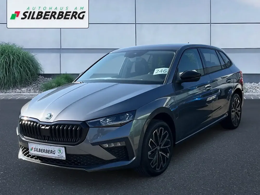 Skoda Scala - Thumbnail 1