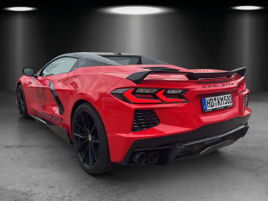 Corvette C8 - Thumbnail 2