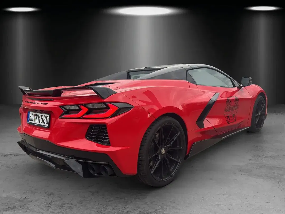 Corvette C8 - Thumbnail 3