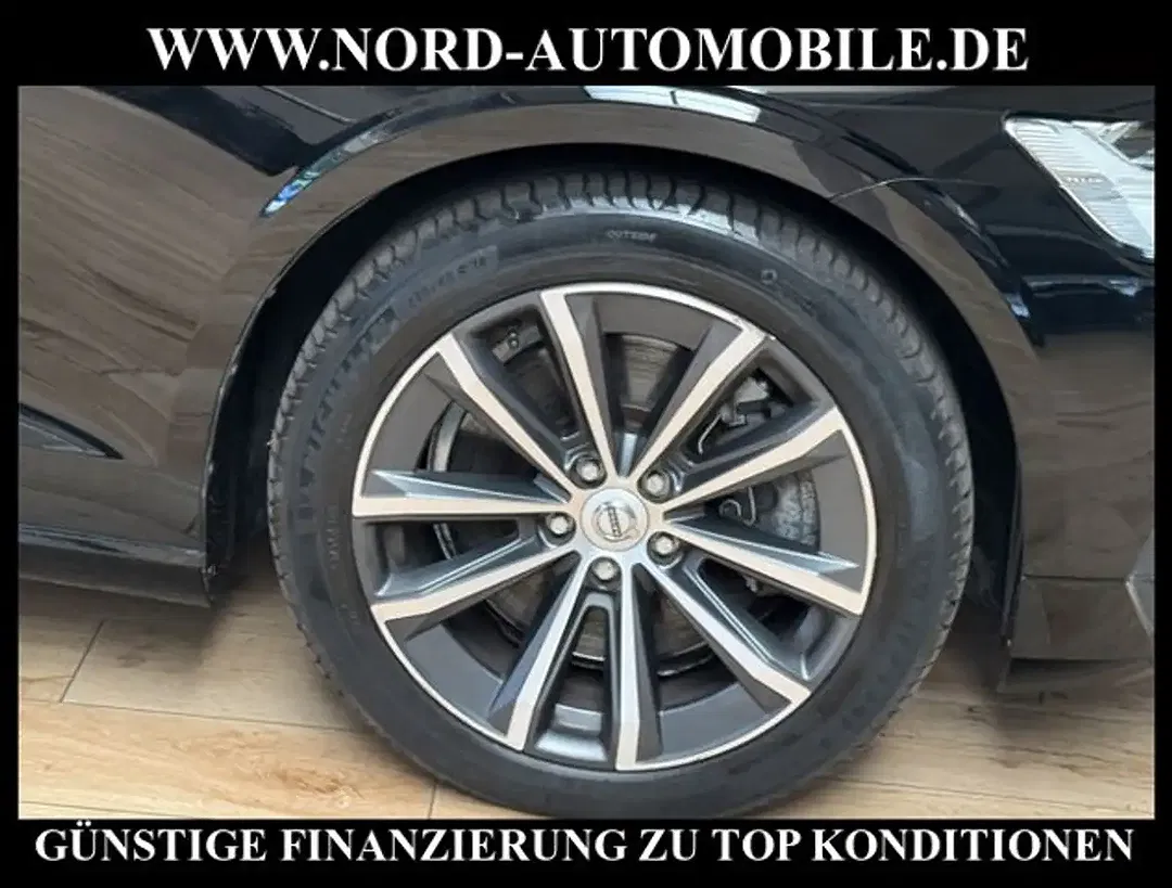 Volvo V60 - Thumbnail 11