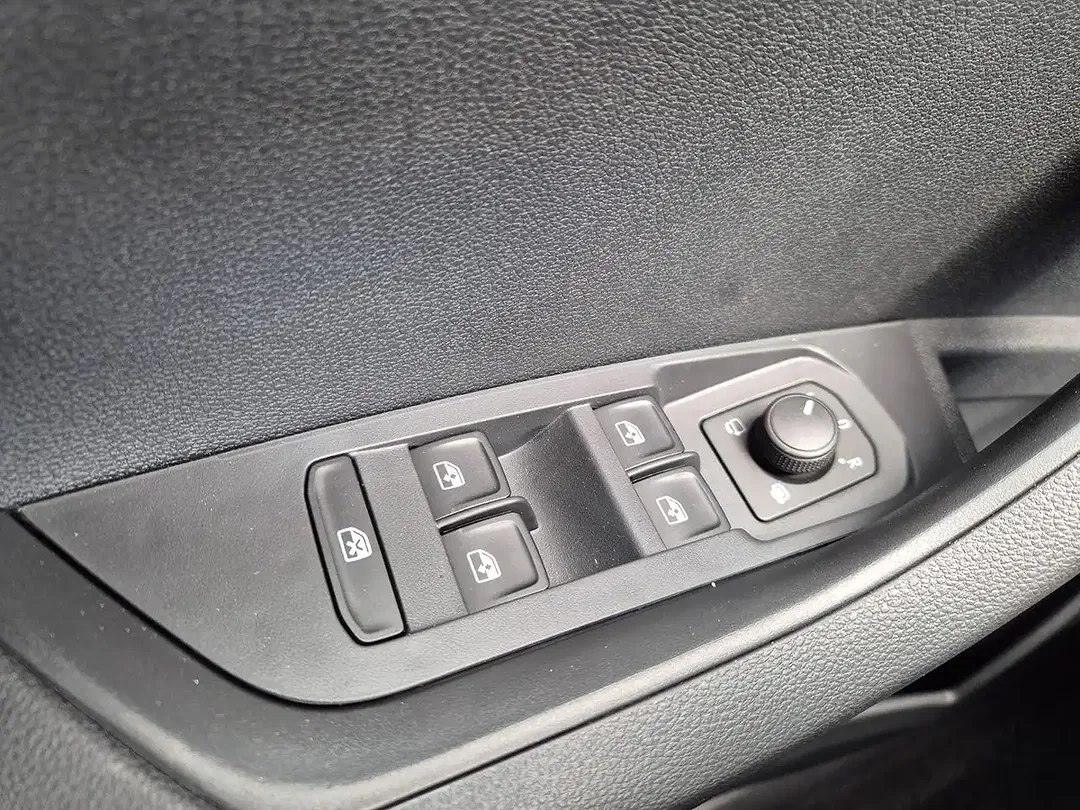 Skoda Karoq - Thumbnail 13