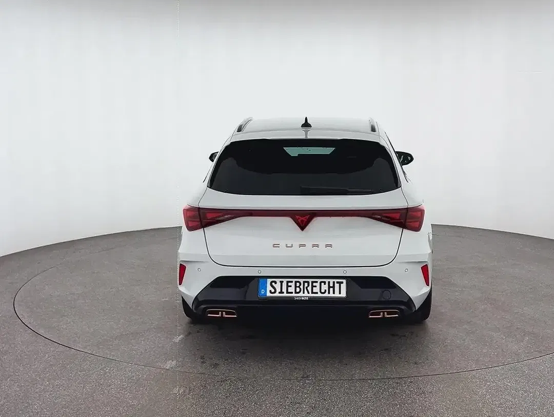 CUPRA Leon - Thumbnail 4