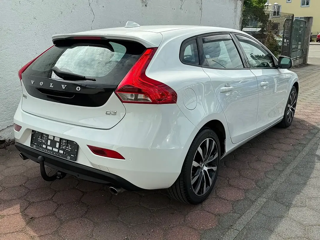 Volvo V40 - Thumbnail 7