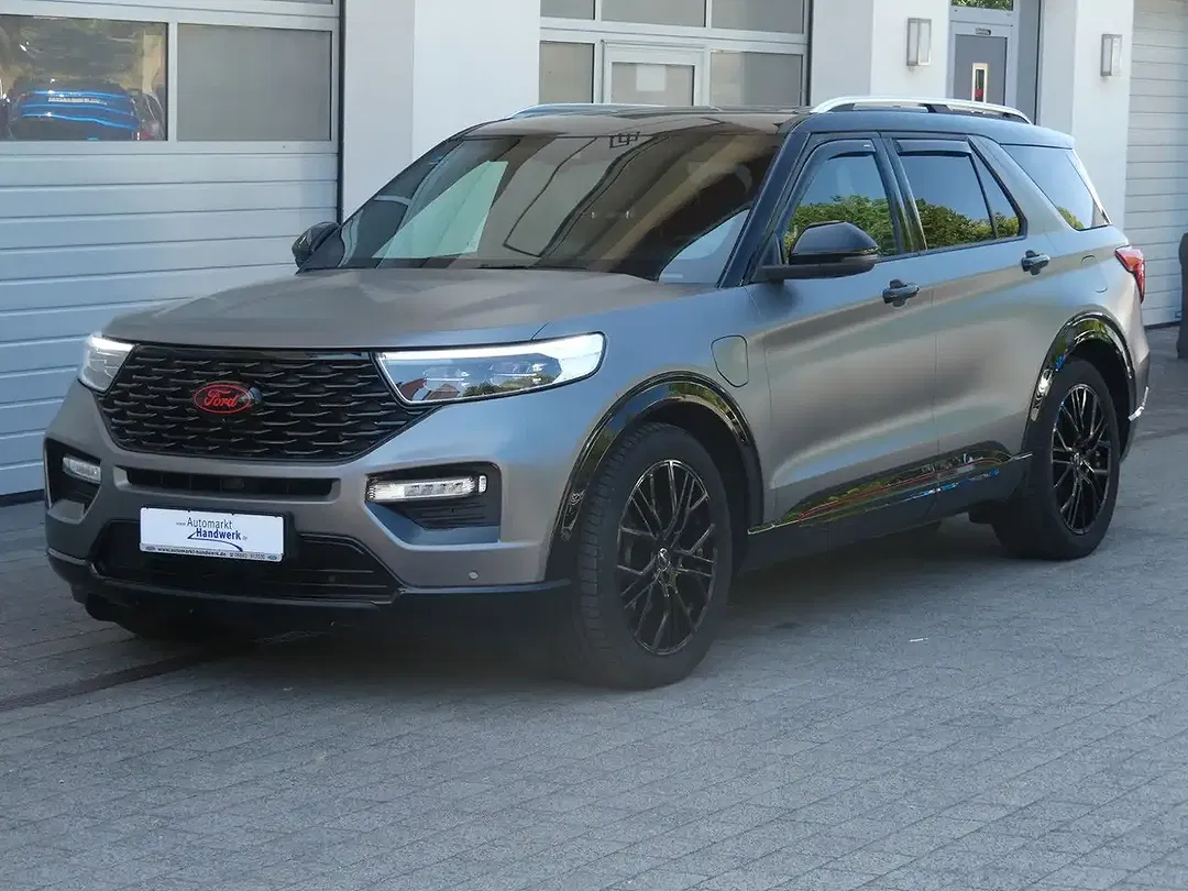 Ford Explorer PHEV 4x4 Platinum