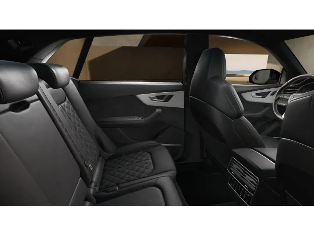 Audi Q8 - Thumbnail 10