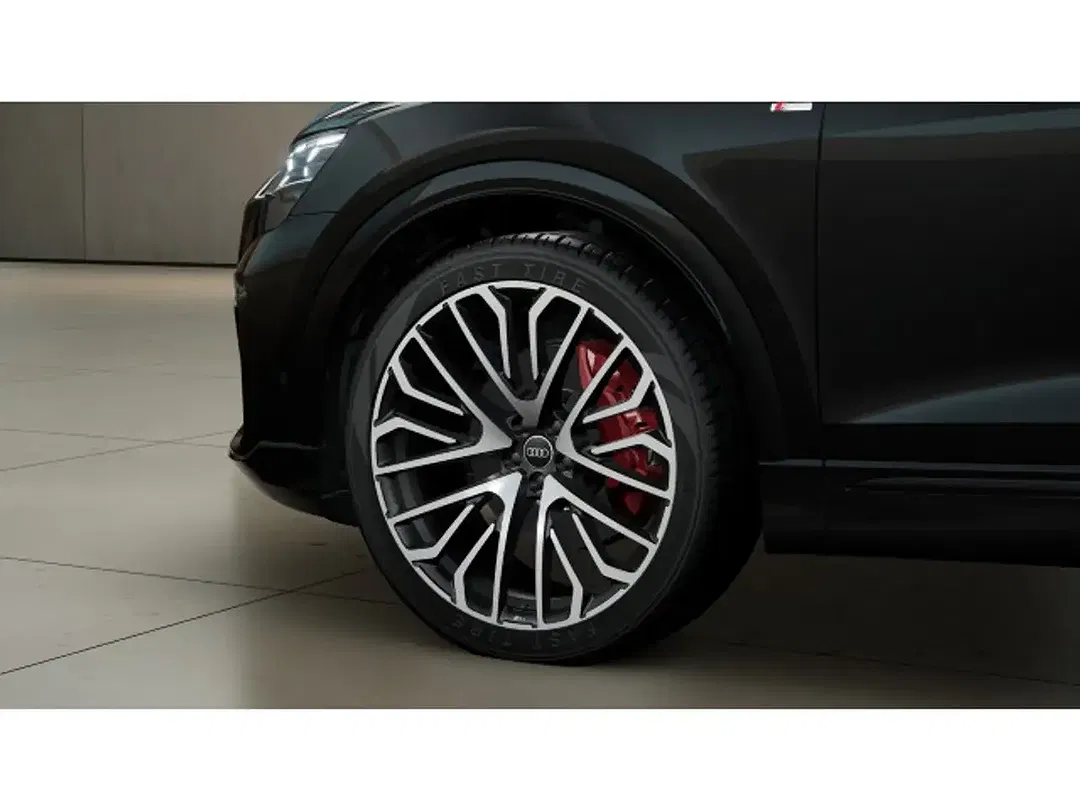 Audi Q8 - Thumbnail 5