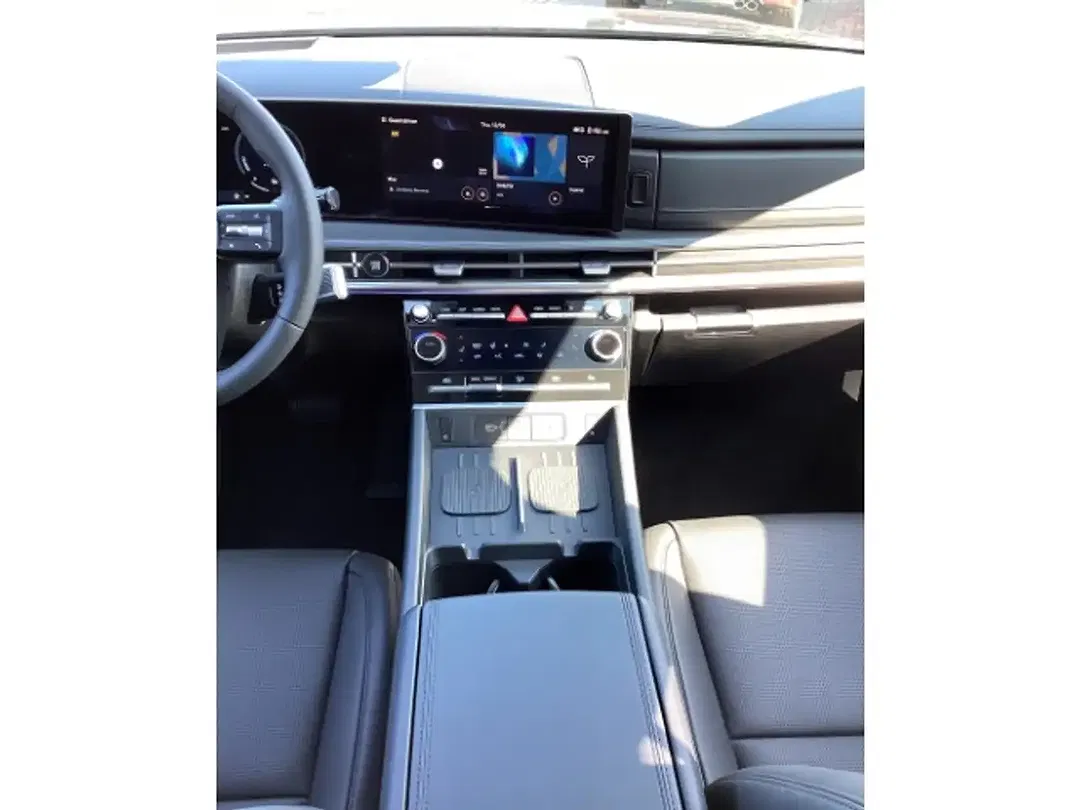 Hyundai SANTA FE - Thumbnail 10
