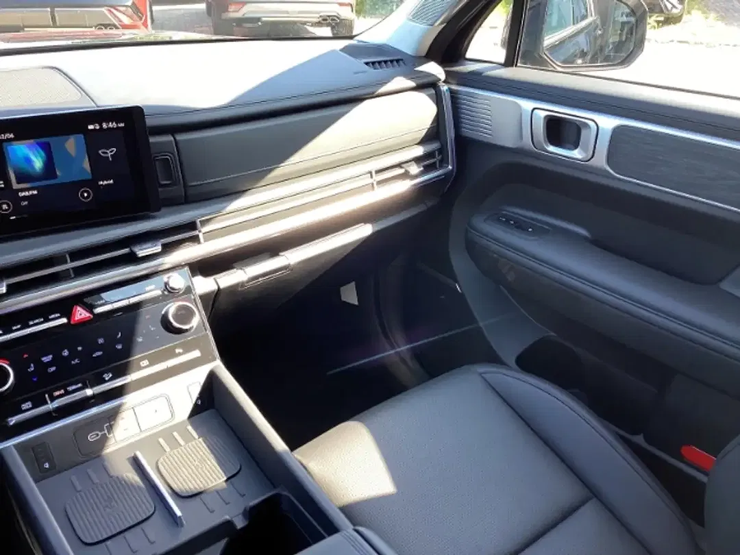 Hyundai SANTA FE - Thumbnail 12