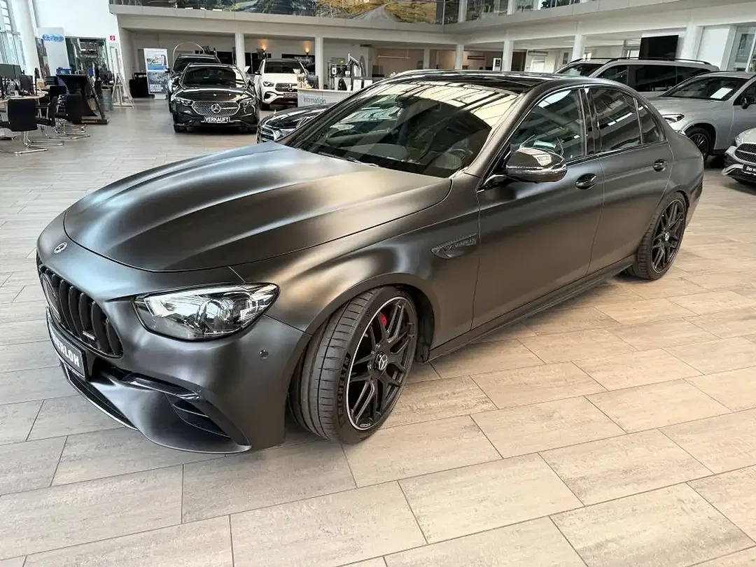 Mercedes-Benz E 63 AMG - Thumbnail 9