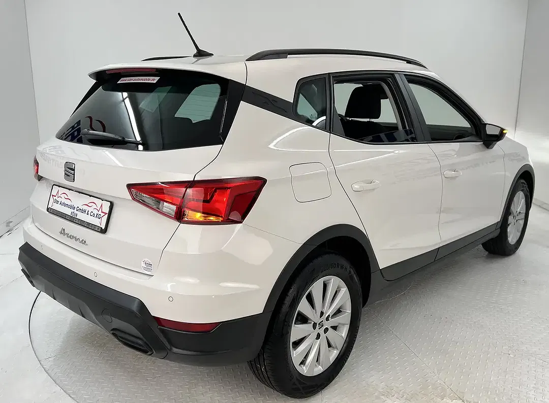 SEAT Arona - Thumbnail 7