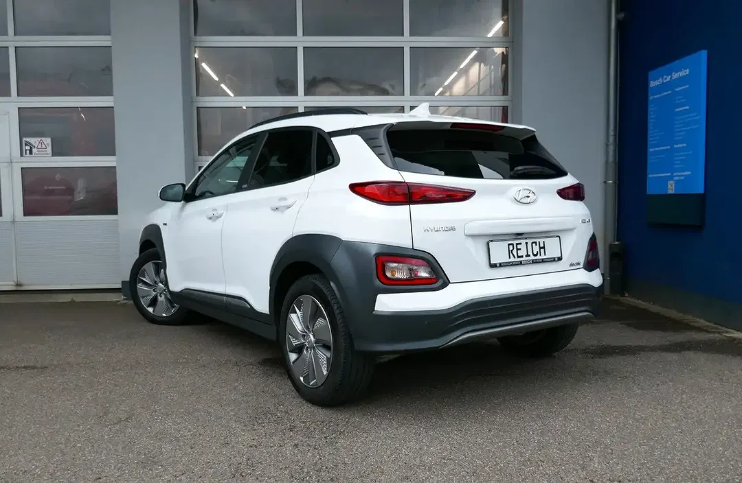 Hyundai KONA - Thumbnail 2
