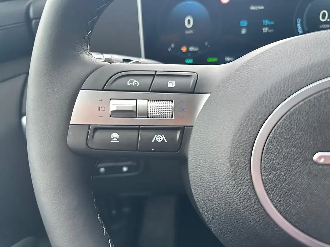 Hyundai TUCSON - Thumbnail 9