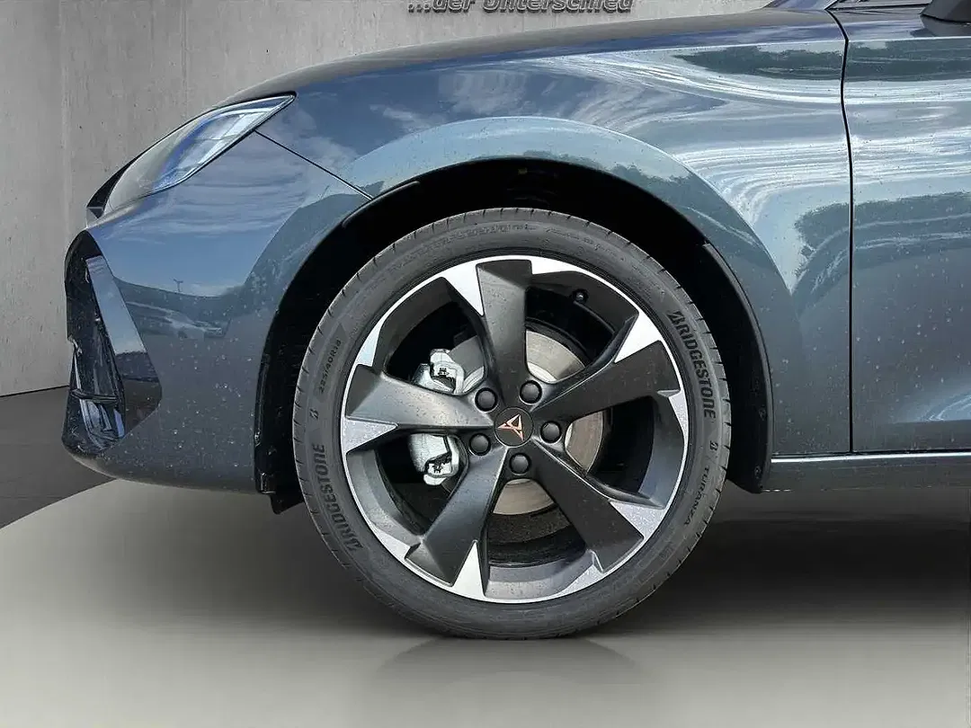 CUPRA Leon - Thumbnail 13