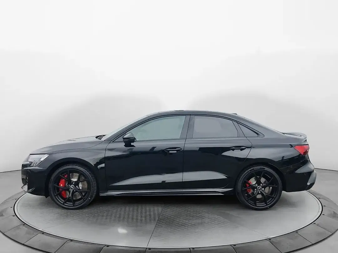 Audi RS3 - Thumbnail 2