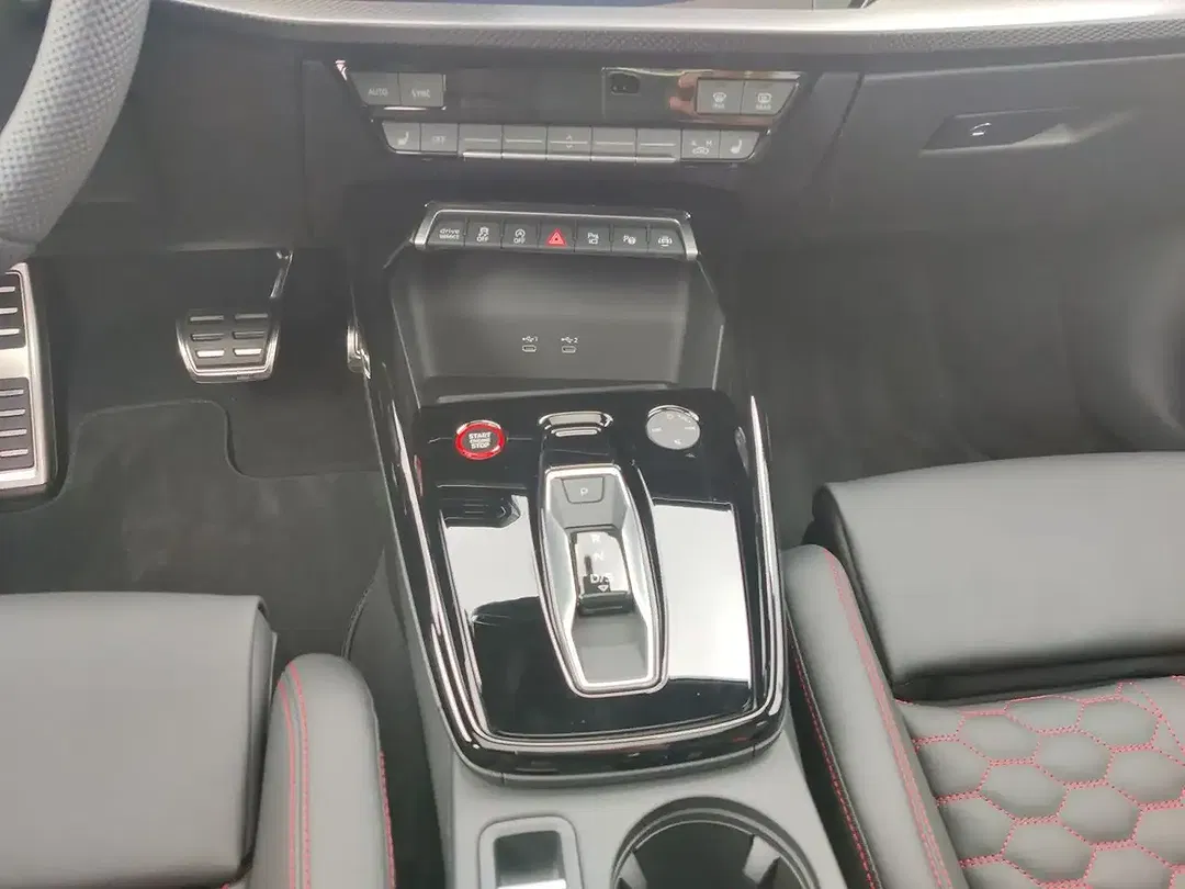 Audi RS3 - Thumbnail 7