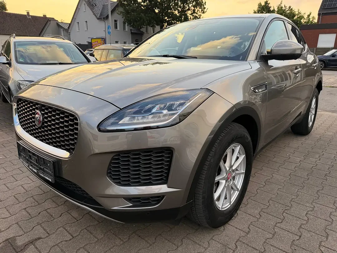Jaguar E-Pace - Afbeelding 1