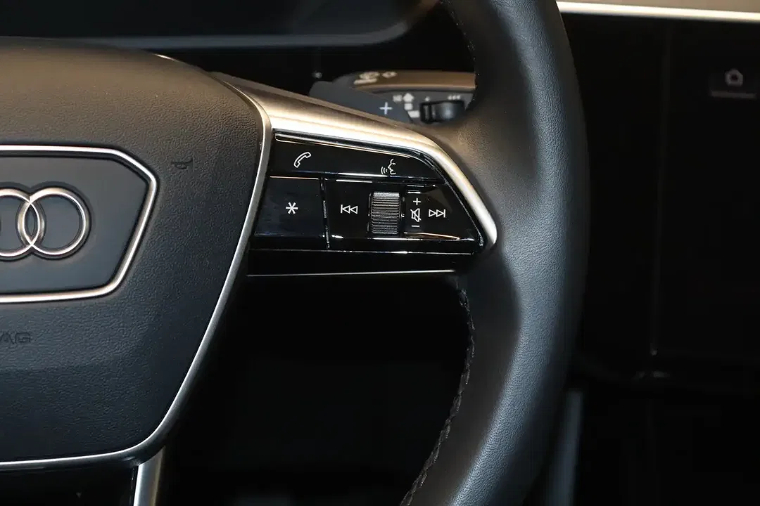 Audi e-tron - Thumbnail 15