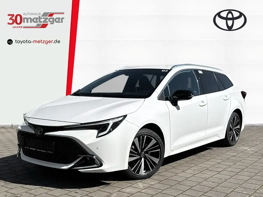 Toyota Corolla - Thumbnail 6