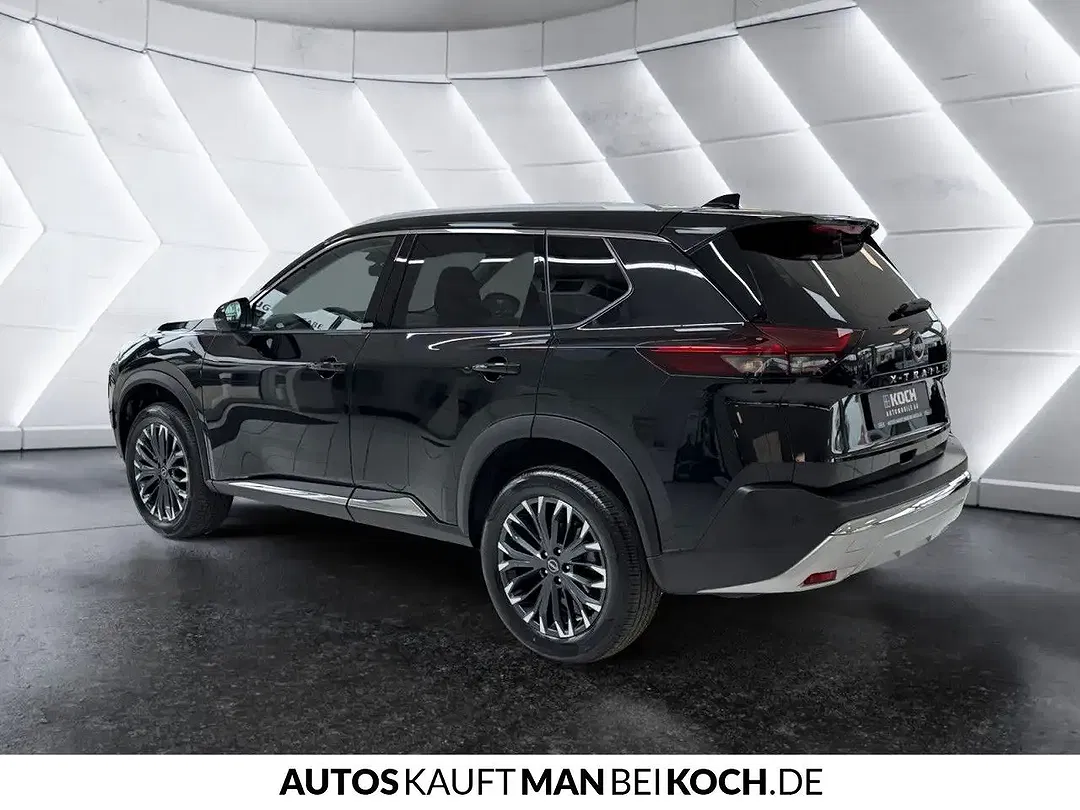 Nissan X-Trail - Thumbnail 2