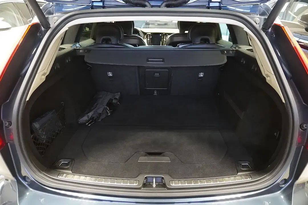 Volvo V60 - Thumbnail 10