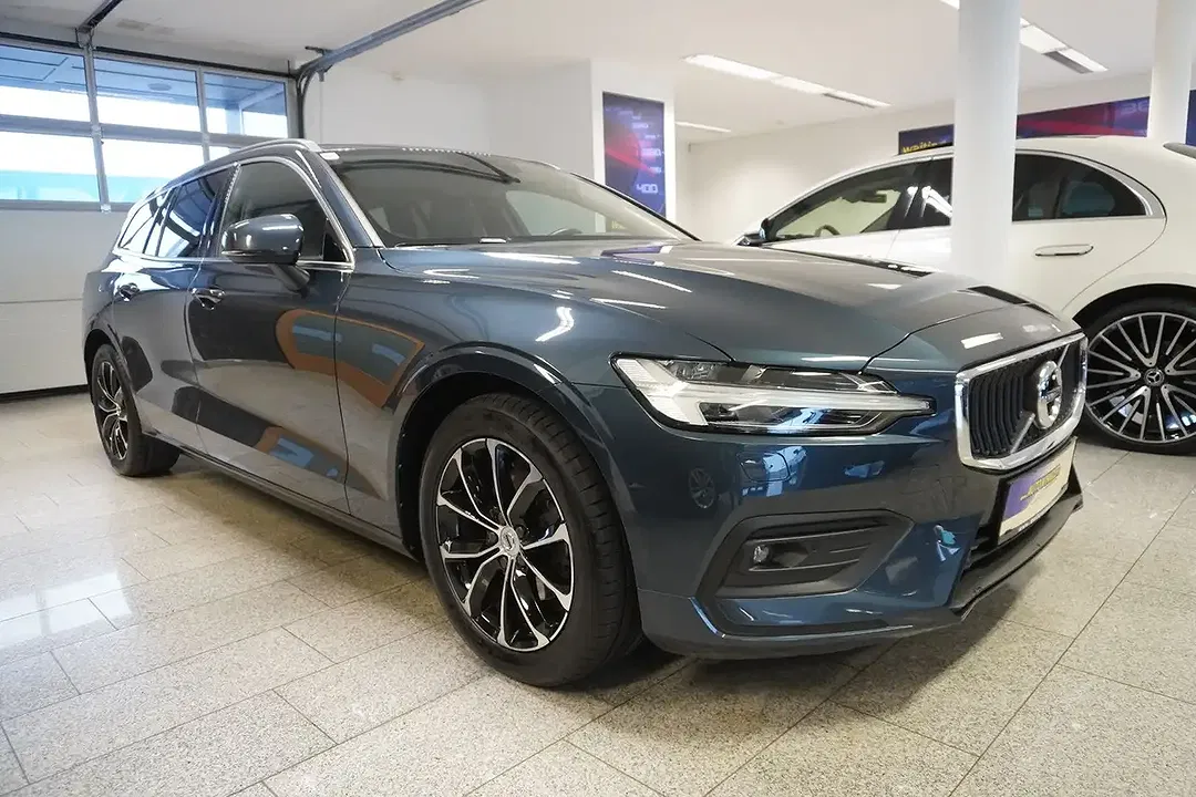 Volvo V60 - Thumbnail 3