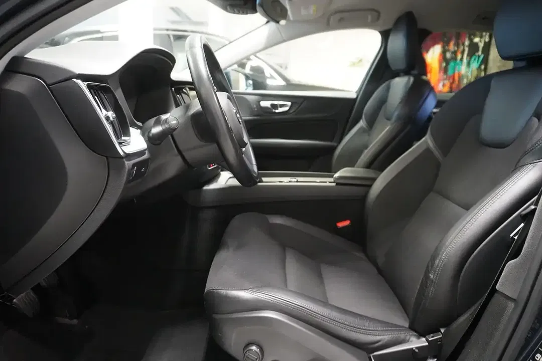 Volvo V60 - Thumbnail 8