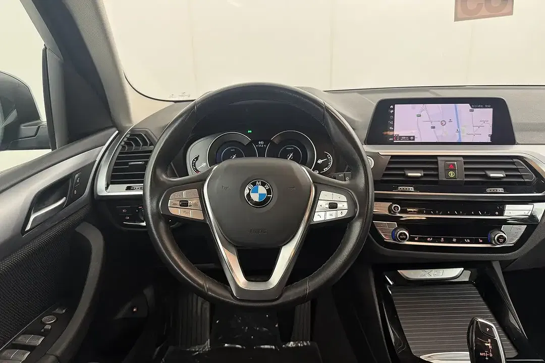 BMW X3 - Thumbnail 17