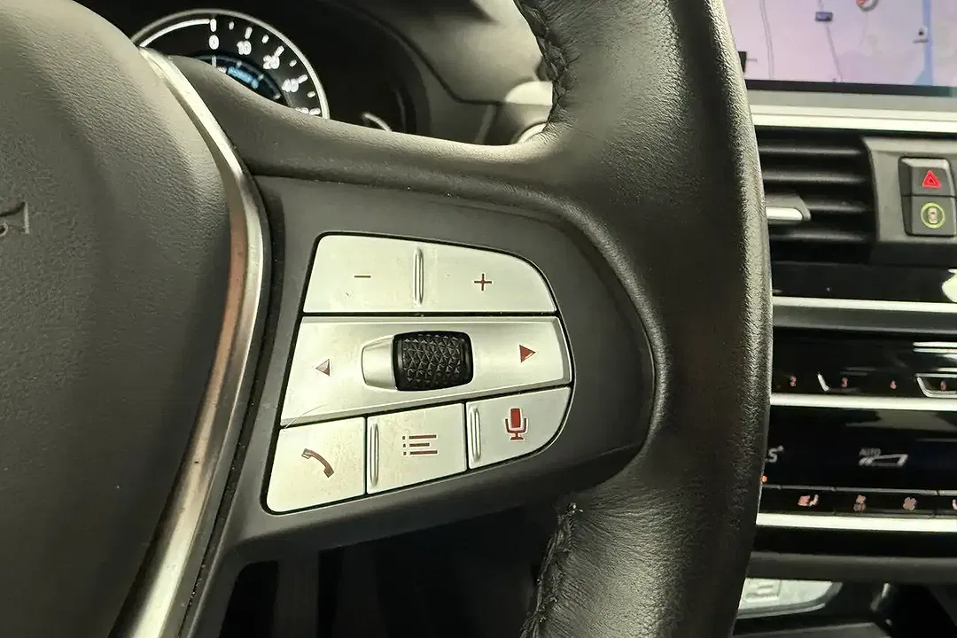 BMW X3 - Thumbnail 28