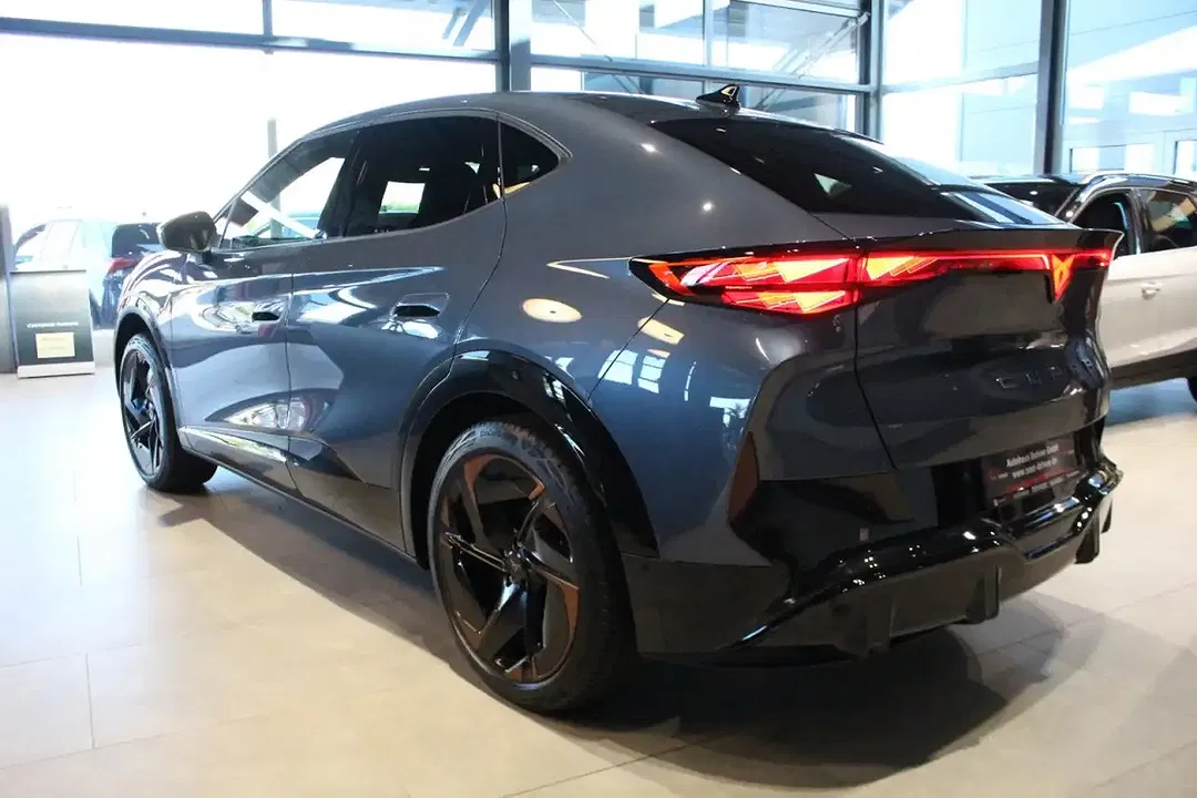 CUPRA Tavascan - Thumbnail 2