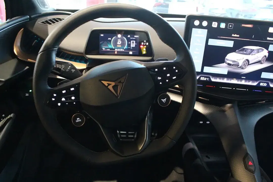 CUPRA Tavascan - Thumbnail 6