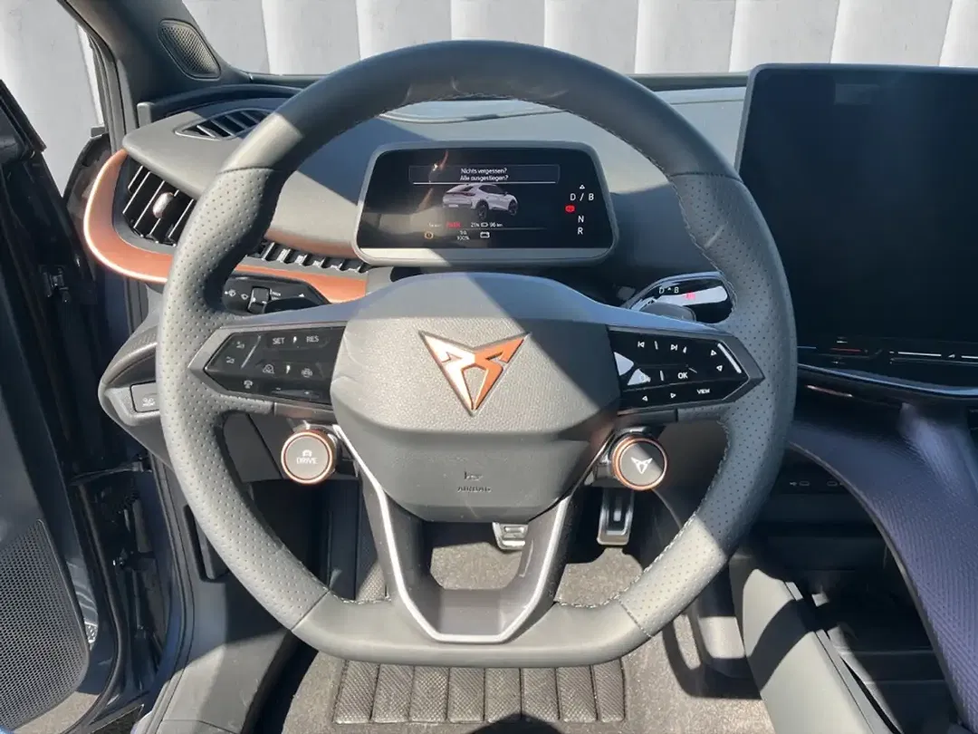 CUPRA Tavascan - Thumbnail 9