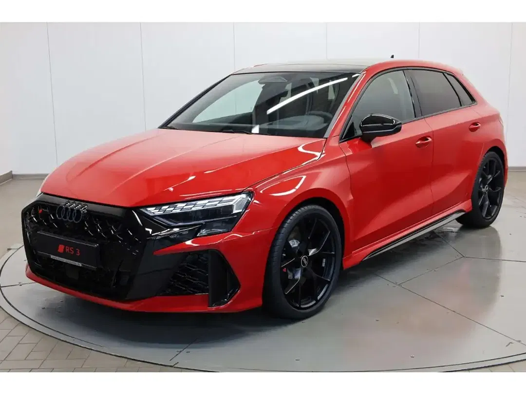 Audi RS3 - Thumbnail 1