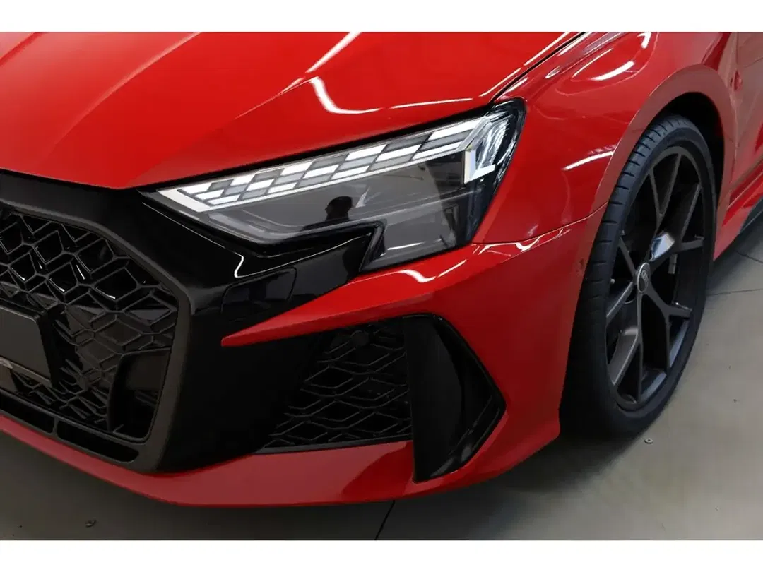 Audi RS3 - Thumbnail 6