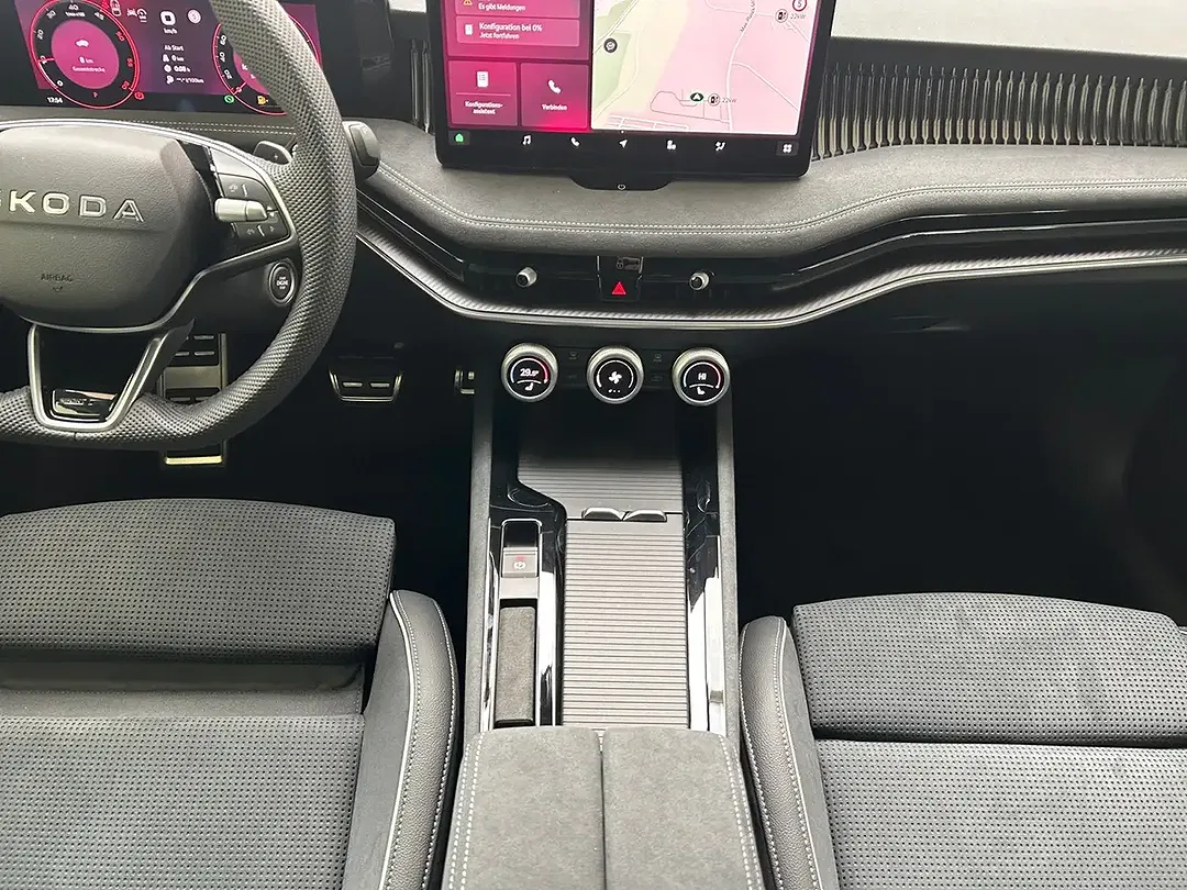 Skoda Superb - Thumbnail 14