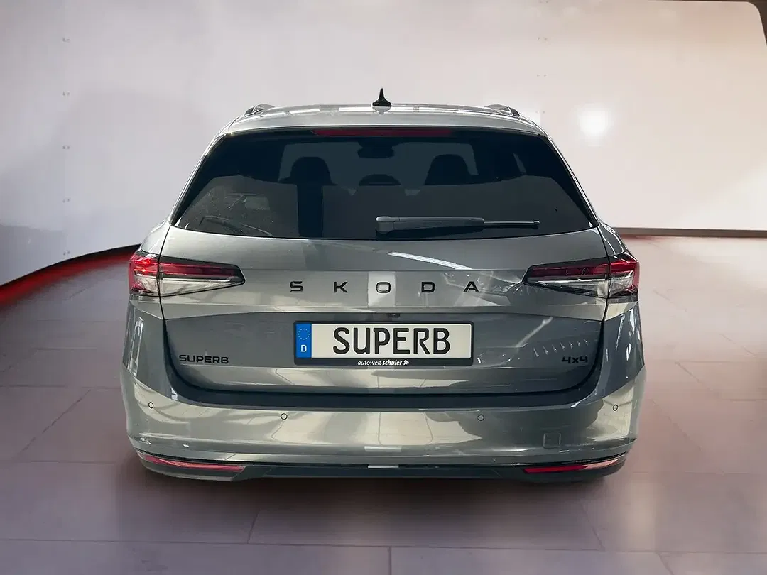 Skoda Superb - Thumbnail 4