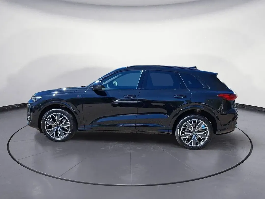 Audi Q5 - Thumbnail 4